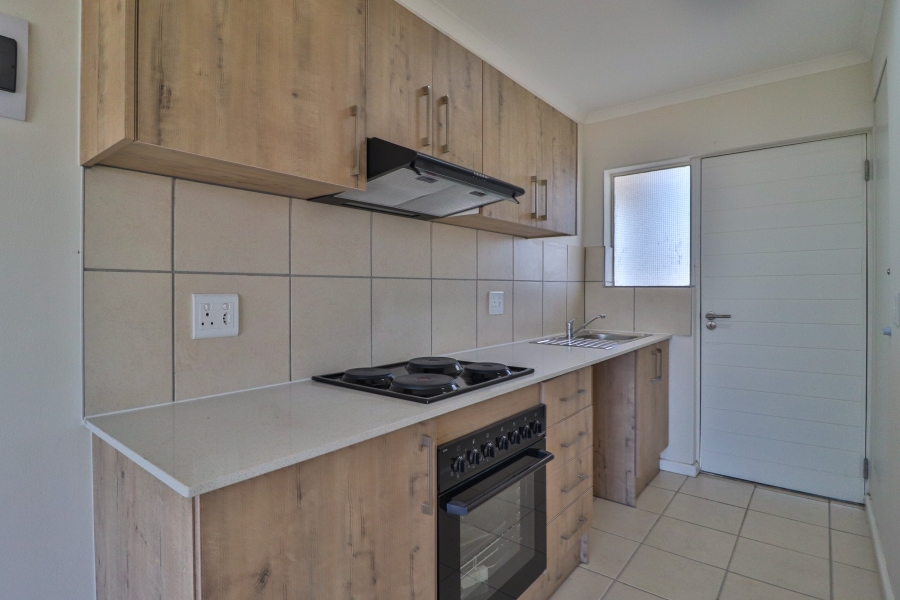 To Let 2 Bedroom Property for Rent in Stellendale Western Cape